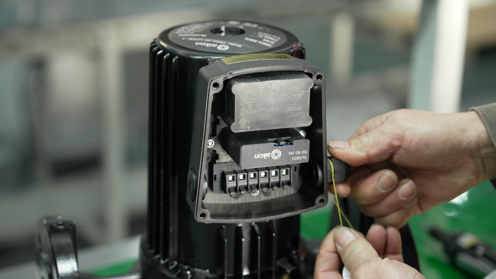 https://xiao-zhou-website.xiaozhouworld.com/aikoncannedpump-homeHeroFactory-1778234653273.jpg